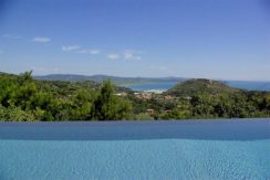 Affitto “Villa le Sughere”, elegante villa con piscina, vista mare, sulla collina di Porto Ercole. 10 persone