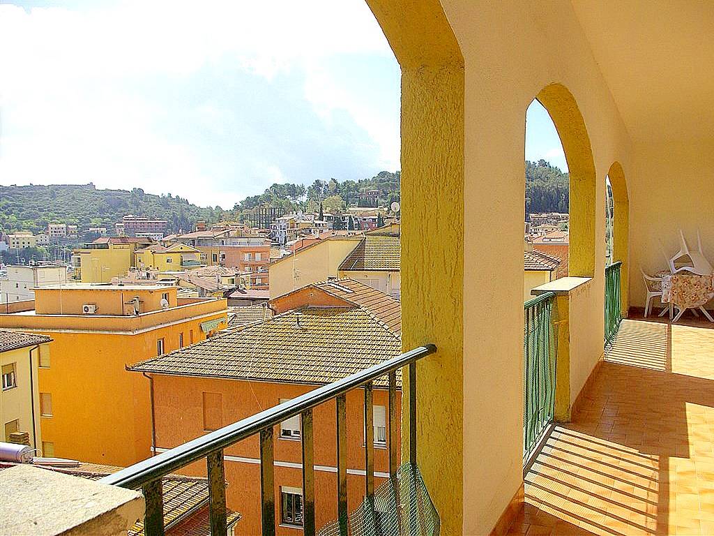 Vendita appartamento con vista mare, 2 terrazzi vivibili a Porto Ercole